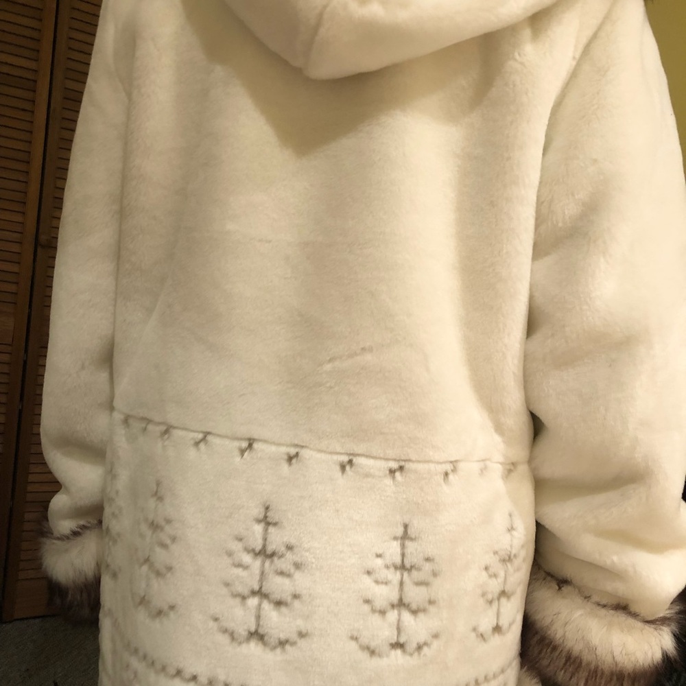 White with brown colored fur coat-worth +$150